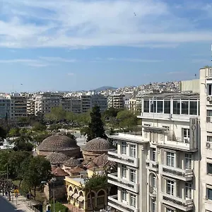 Gnaios Penthouse Apartament